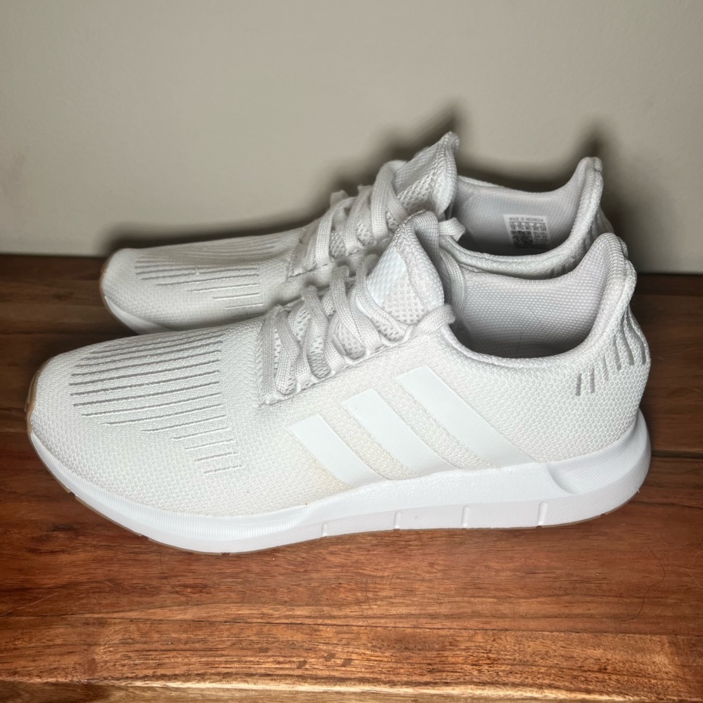 Adidas Swift Run Sneakers